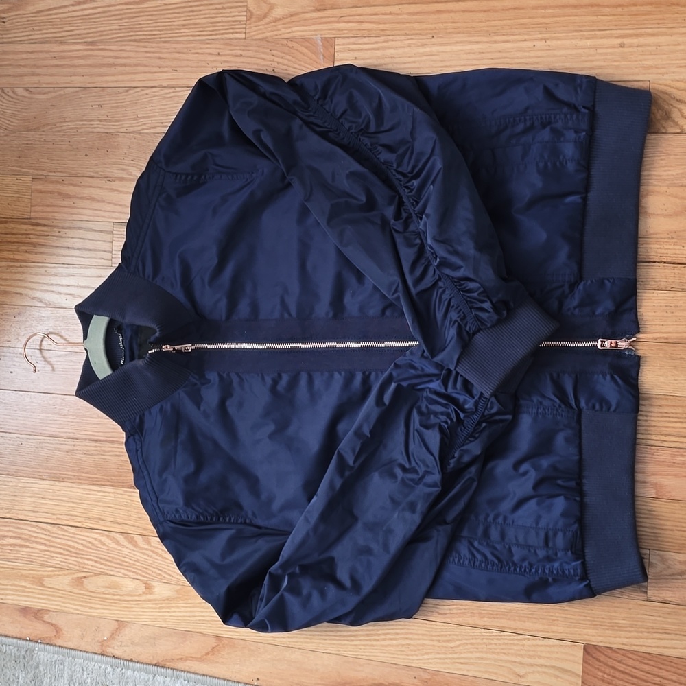 Brand New Never Worn Banana Republic Satin Jacket Size XXL